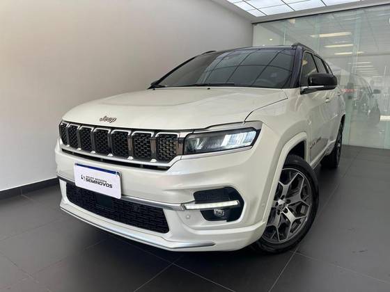 JEEP COMMANDER 1.3 T270 TURBO FLEX OVERLAND AT6 JEEP COMMANDER 1.3 T270 TURBO FLEX OVERLAND AT6